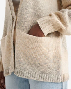 Colborne Cardigan 15 Colborne Cardigan -Roots Shop 38070261 85B g