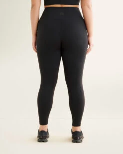 Restore Pocket Legging 12 Restore Pocket Legging -Roots Shop 38080091 001 d