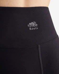 Restore Capri Pocket Legging -Roots Shop 38080113 001 f