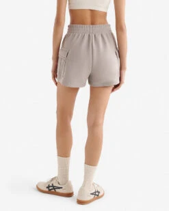 Summer Cloud Cargo Sweatshort 2.5 Inch -Roots Shop 38120228 AR9 d