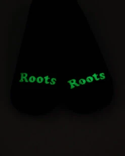 Baby & Toddler Cooper Glow Mitten -Roots Shop 44030058 001 d