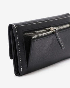 Medium Trifold Clutch Prince 11 Medium Trifold Clutch Prince -Roots Shop 56060061 001 e