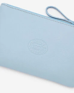 Medium Zip Pouch Cloud 9 Medium Zip Pouch Cloud -Roots Shop 56080757 PP1 d