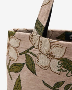 Floral Jacquard Tote -Roots Shop Alt 42080056 V20 a